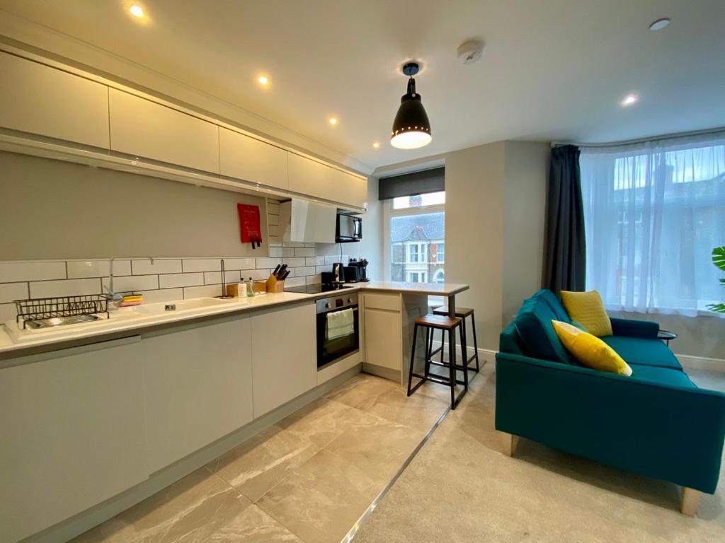 קארדיף Stylish Modern Apartments Near Parks & Centre מראה חיצוני תמונה